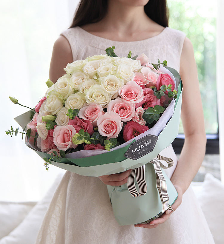 襄阳给女朋友过生日，可以准备什么礼物？